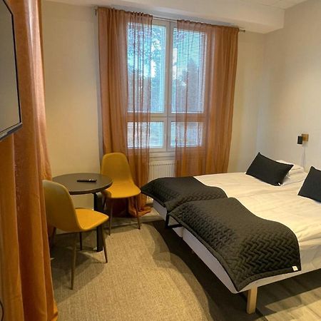 Kuukkeli Ivalo Airport Inn Luaran gambar