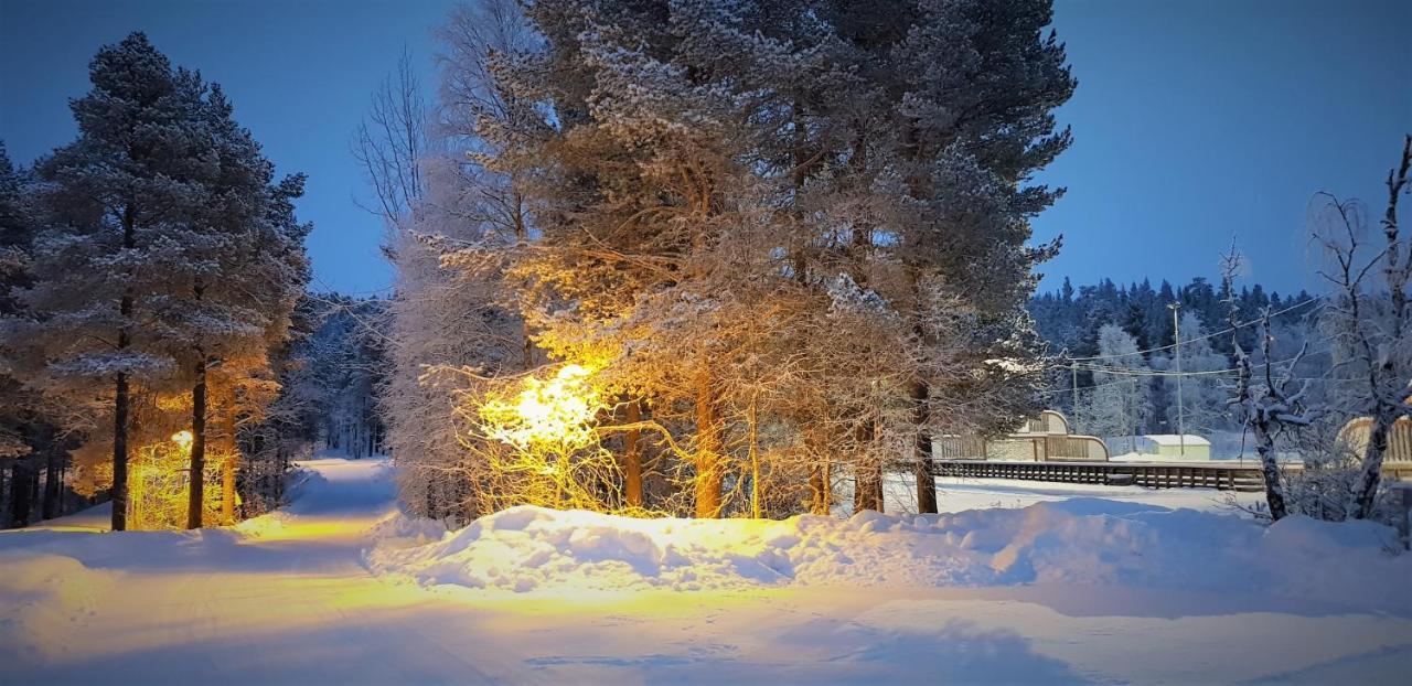 Kuukkeli Ivalo Airport Inn Luaran gambar