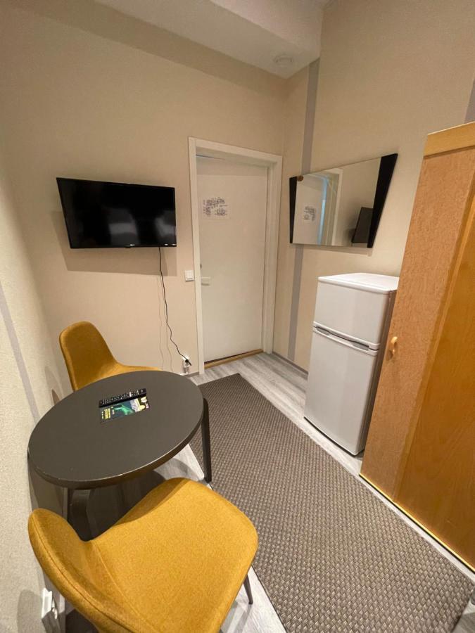 Kuukkeli Ivalo Airport Inn Luaran gambar
