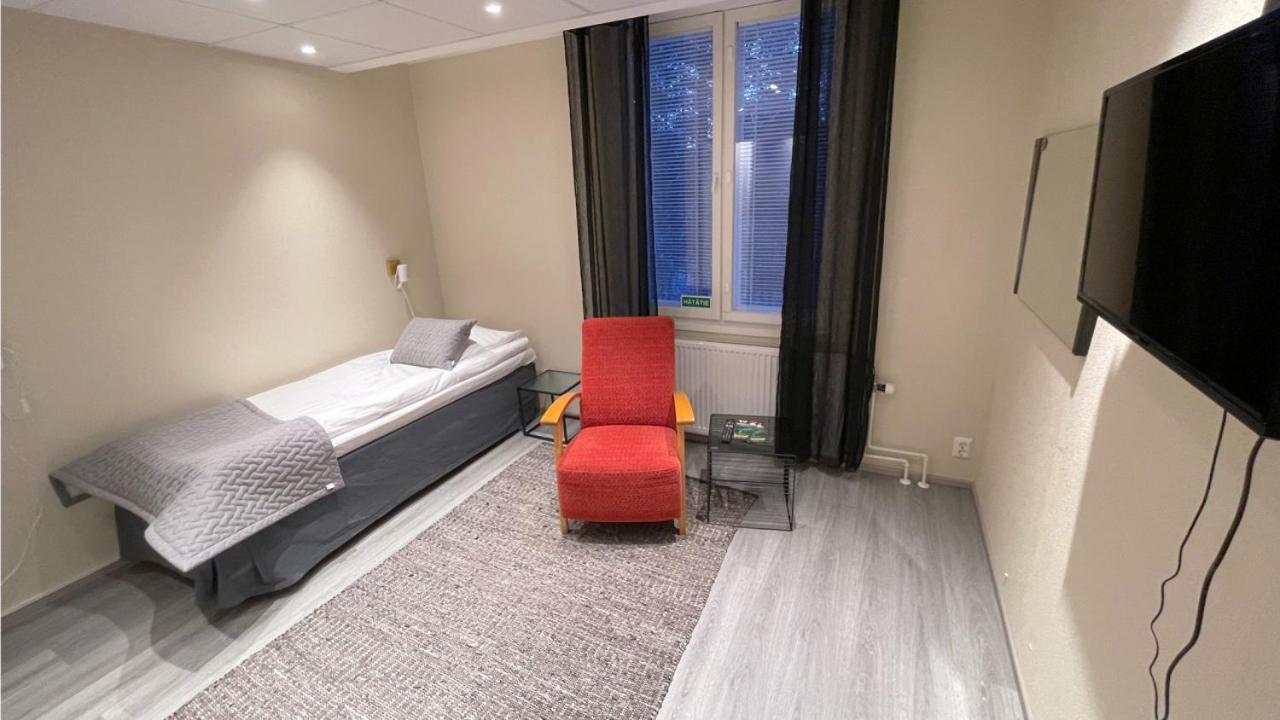 Kuukkeli Ivalo Airport Inn Luaran gambar