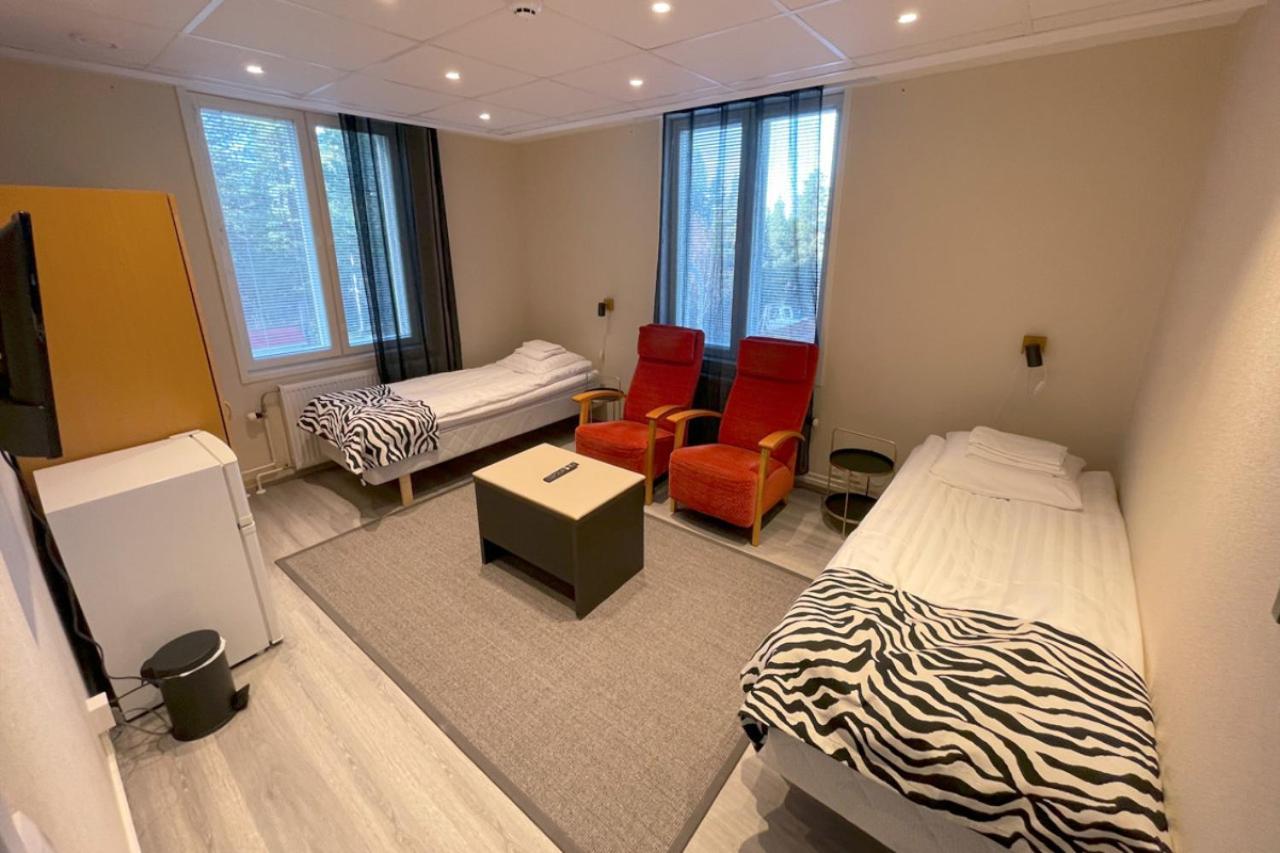 Kuukkeli Ivalo Airport Inn Luaran gambar