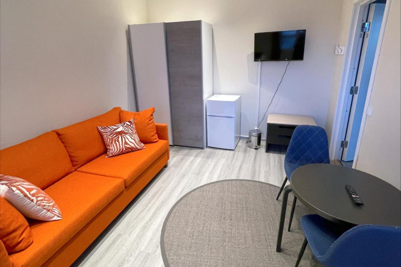 Kuukkeli Ivalo Airport Inn Luaran gambar
